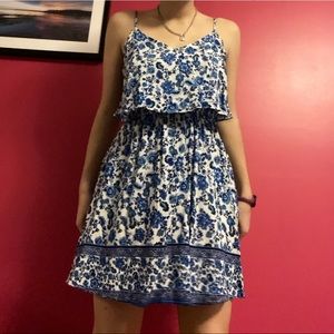Gorgeous summer dress blue and white